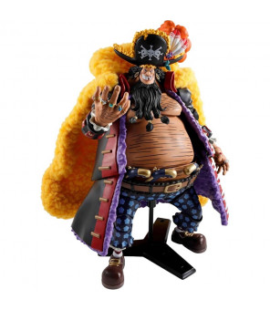 ONE PIECE - SH Figuarts Marshall D Teach Four Emperors 24,5cm